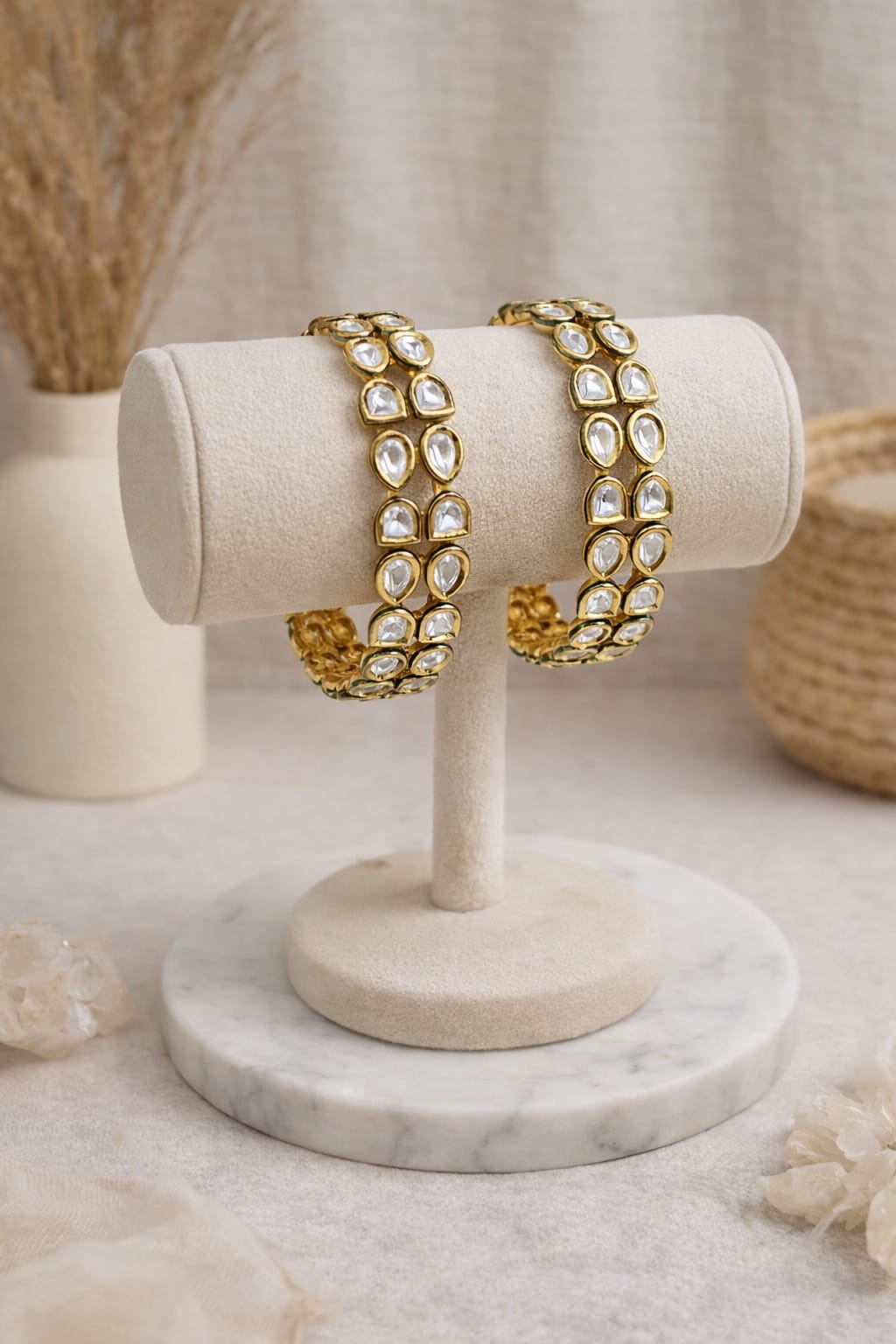 Emerald Edge Kundan Bangles